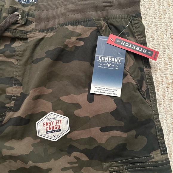 Men's Company 81 Camouflage Cargo Shorts - Size 2XL/XXL - Picture 2 of 4